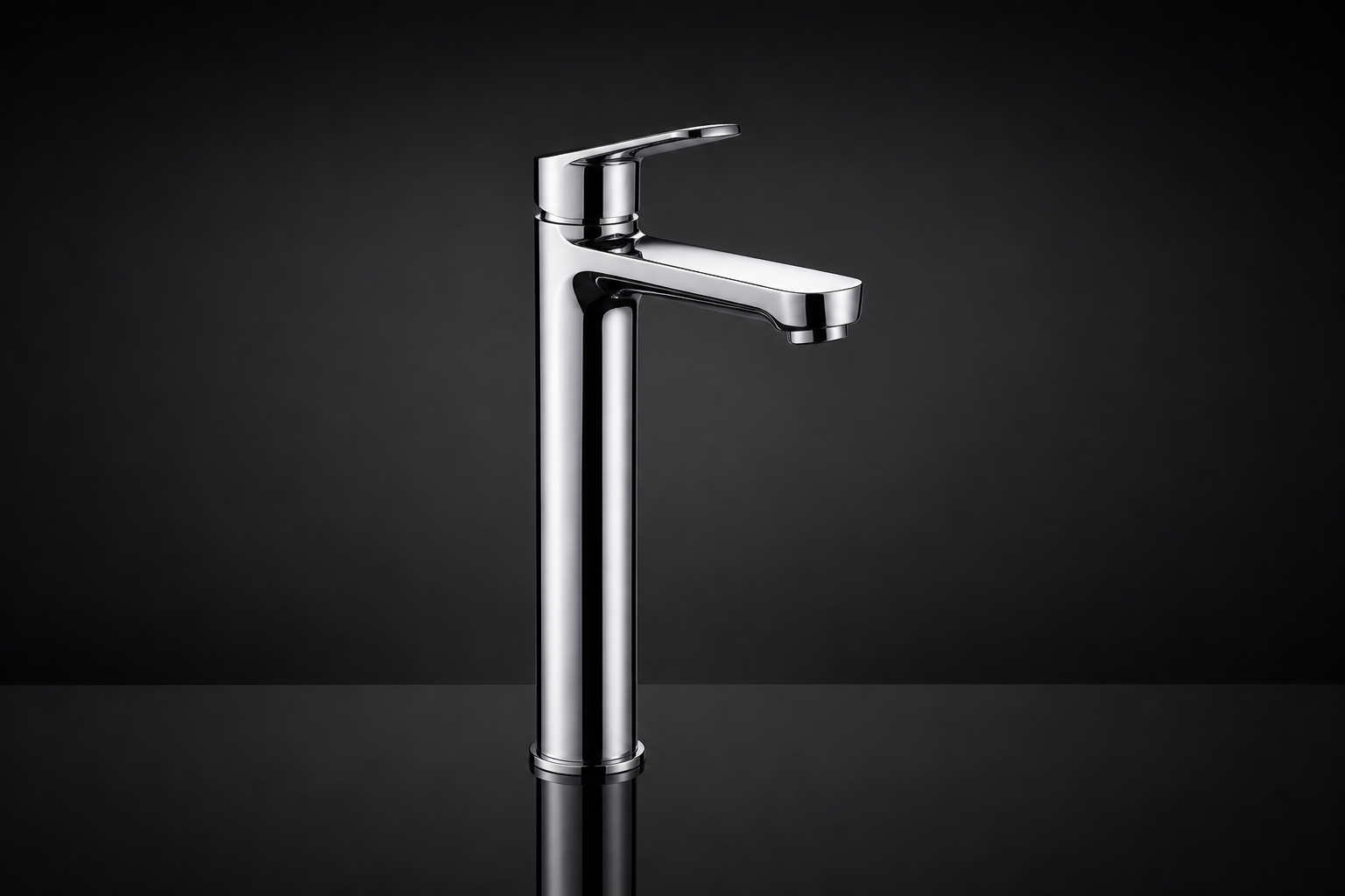 Chrome cascade faucet